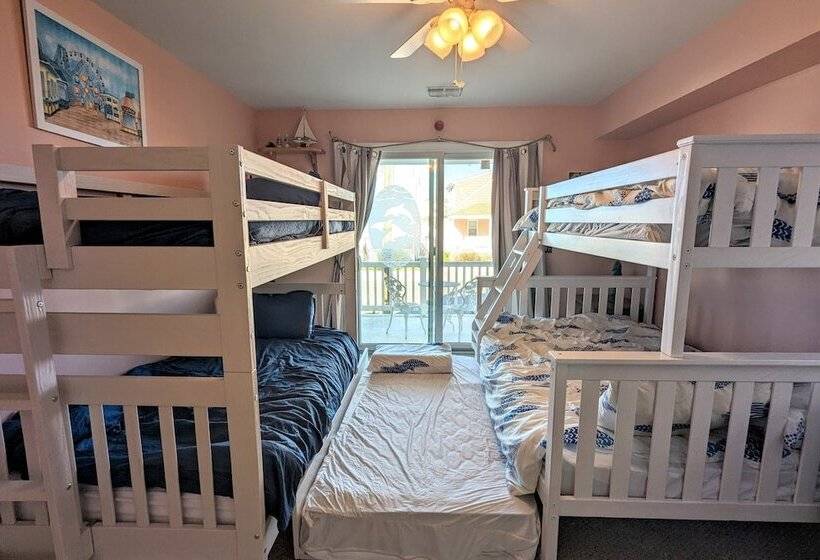 Waves N Wooder By Avantstay Swimspa + Game Room, Walk To Beach