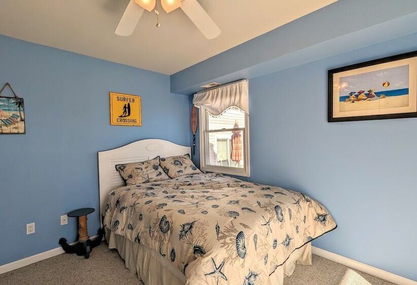 Waves N Wooder By Avantstay Swimspa + Game Room, Walk To Beach