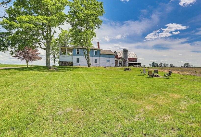 Wellsboro Farmhouse W/ Grill & Fire Pit!