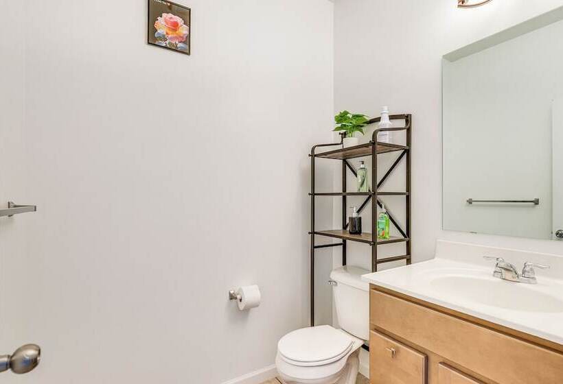 West Henrietta Retreat ~ 4 Mi To Rochester It