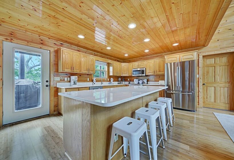 Wilderness Rush By Avantstay Hot Tub + Views