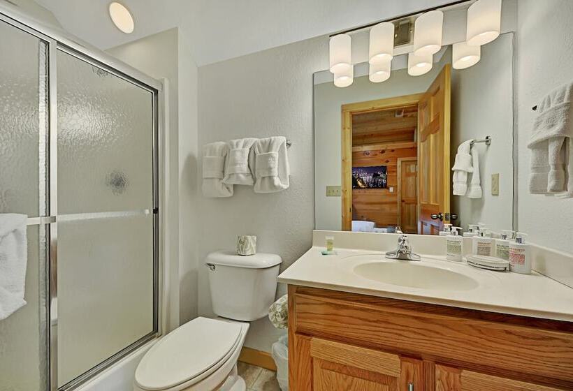 Wilderness Rush By Avantstay Hot Tub + Views