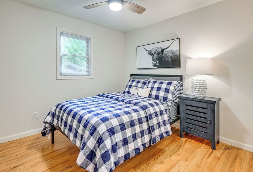 Wisconsin Home W/ Dock On Lake Arbutus!