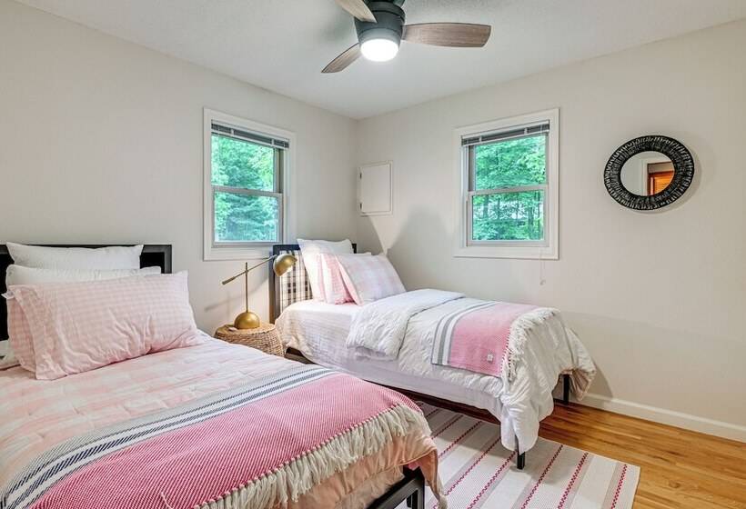 Wisconsin Home W/ Dock On Lake Arbutus!