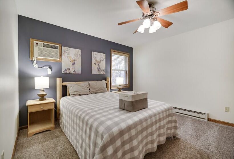 Woodland Oasis By Avantstay Hot Tub, Firepit, Walk To Lake