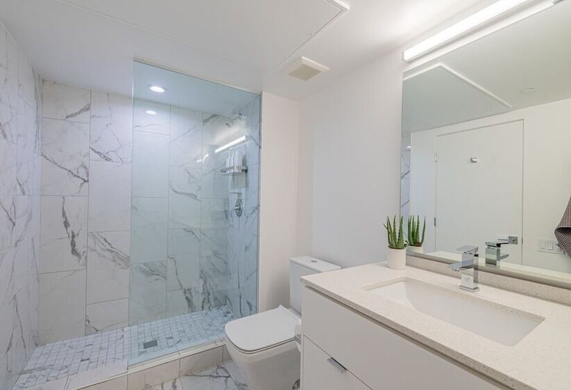 Zanjero By Avantstay Mins From Downtown Palm Springs Private Terrace, Shared Pool