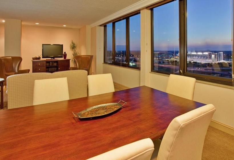 酒店 Adam S Mark & Conference Center