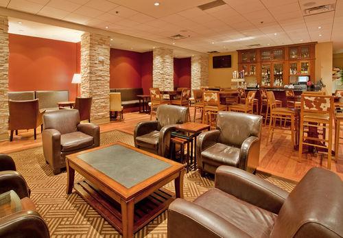 酒店 Adam S Mark & Conference Center