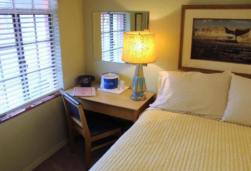 فندق صغير Blue Swallow Motel