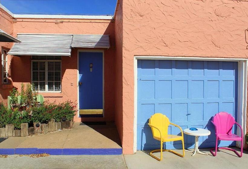 فندق صغير Blue Swallow Motel