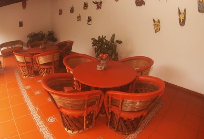 הוסטל Hostal Casa Blanca