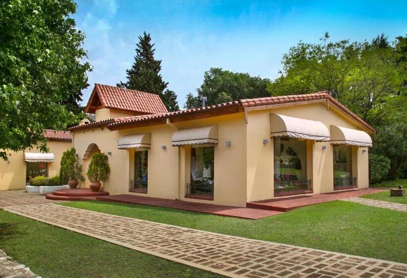 Altos De Belgrano Hotel Cabañas Golf Y Spa