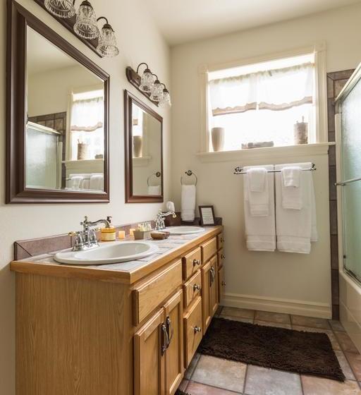 American Country Bed & Breakfast