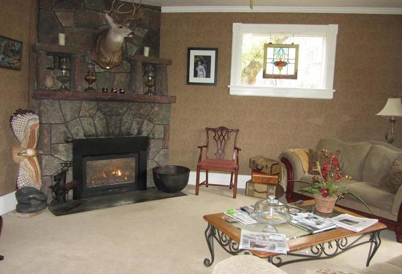 Avenue Hotel Bed And Breakfast