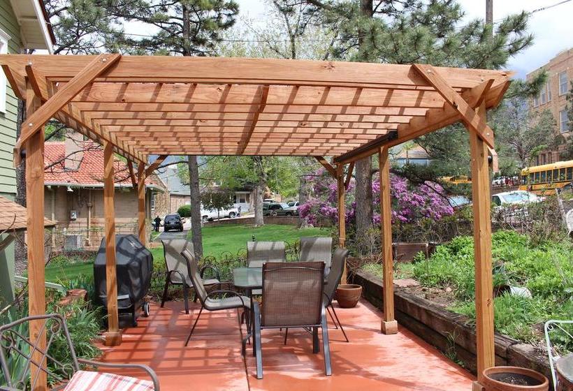 Avenue Hotel Bed And Breakfast