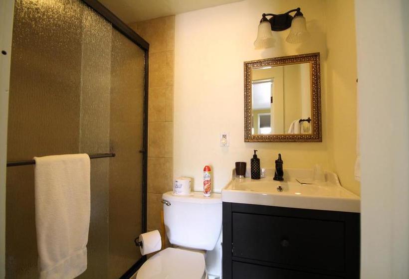 Avenue Hotel Bed And Breakfast