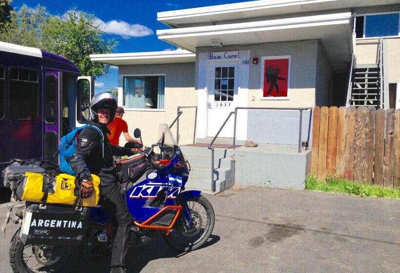 Base Camp Anchorage Hostel