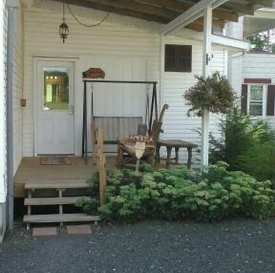 Beagle's Bed & Breakfast