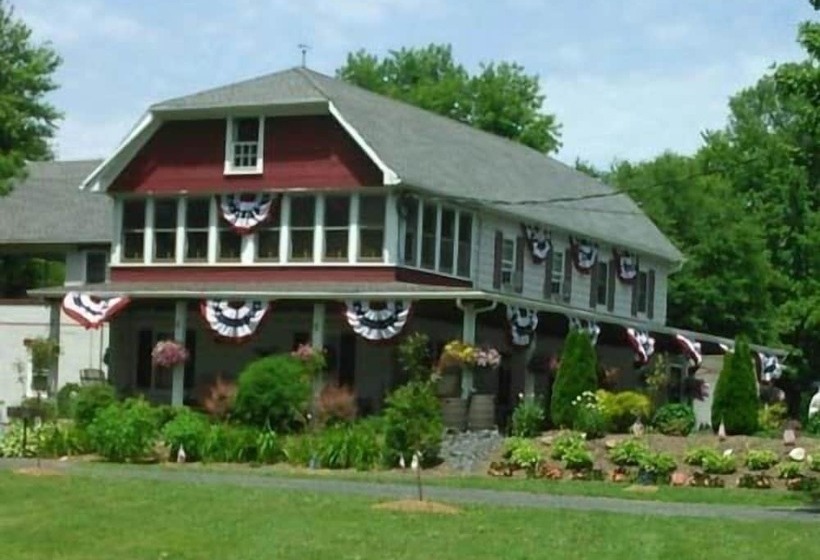 Beagle's Bed & Breakfast