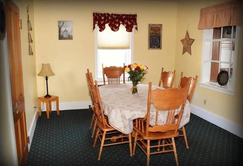 Beagle's Bed & Breakfast