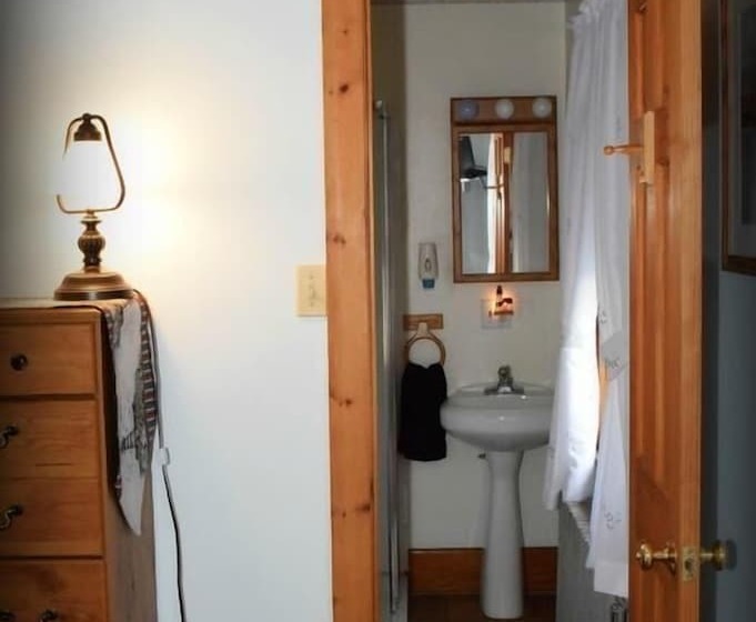 Beagle's Bed & Breakfast