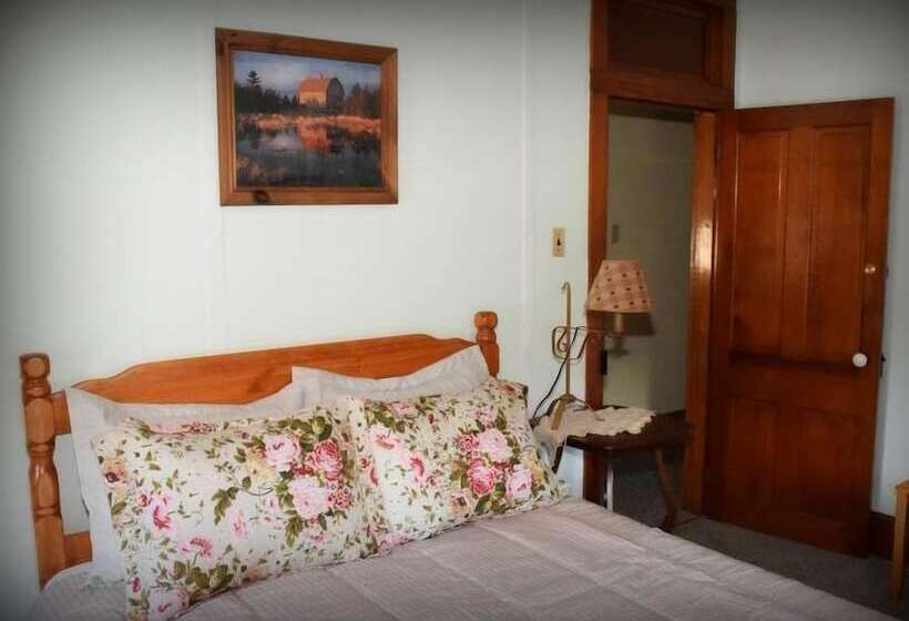 Beagle's Bed & Breakfast