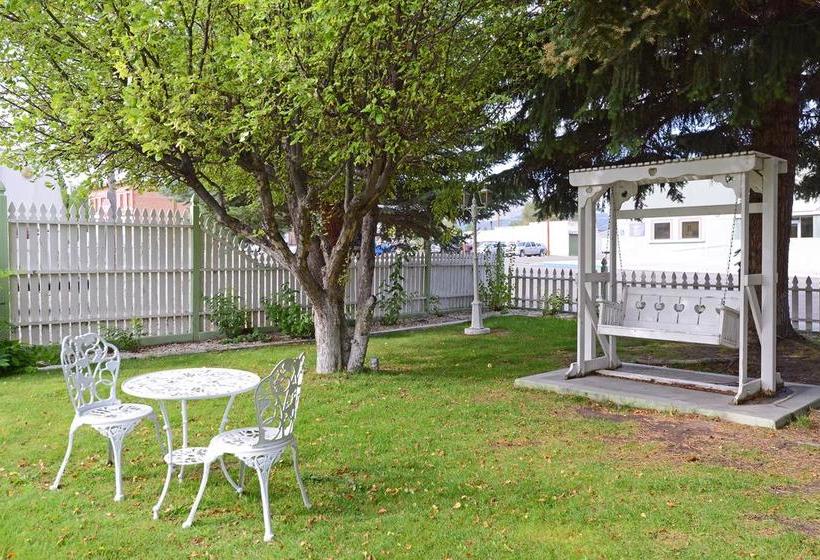 مبيت وإفطار All Aboard Cafe And Inn