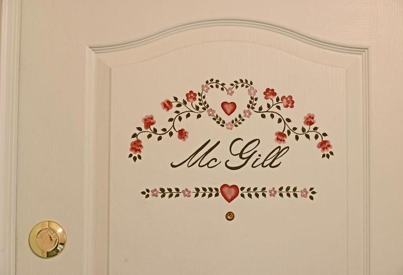 مبيت وإفطار All Aboard Cafe And Inn