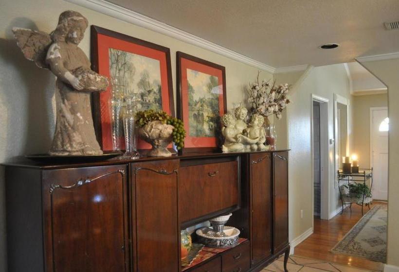 민박 At Nana's Guesthouse