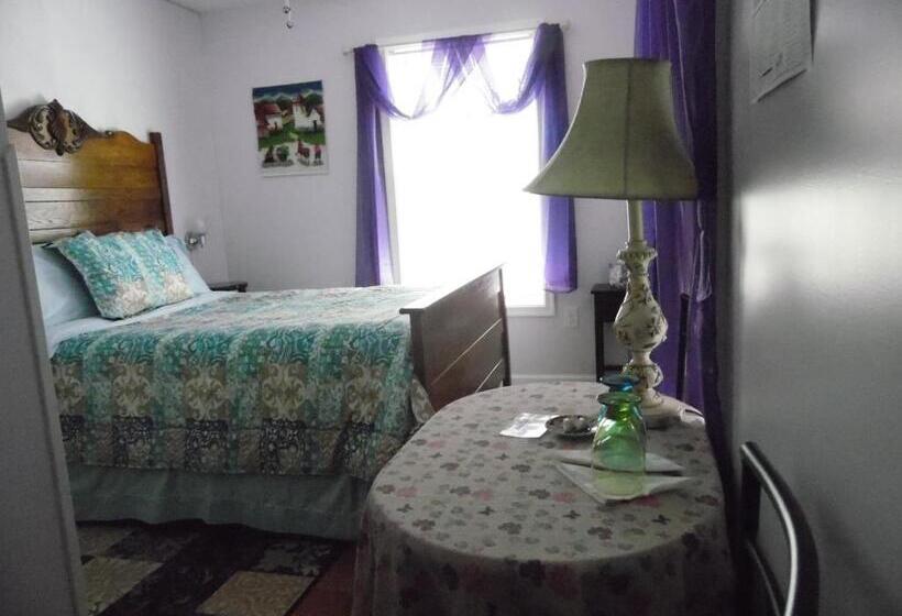 تختخواب و صبحانه Cantuta Inn