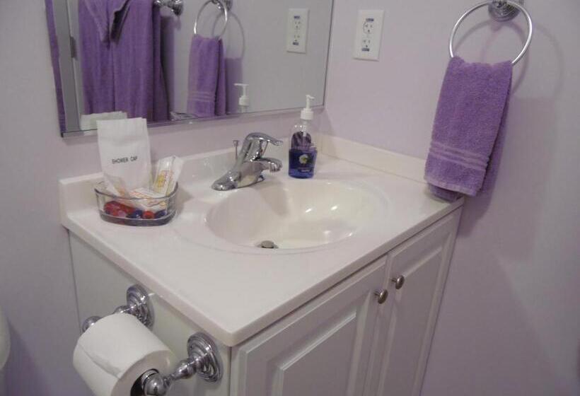 تختخواب و صبحانه Cantuta Inn