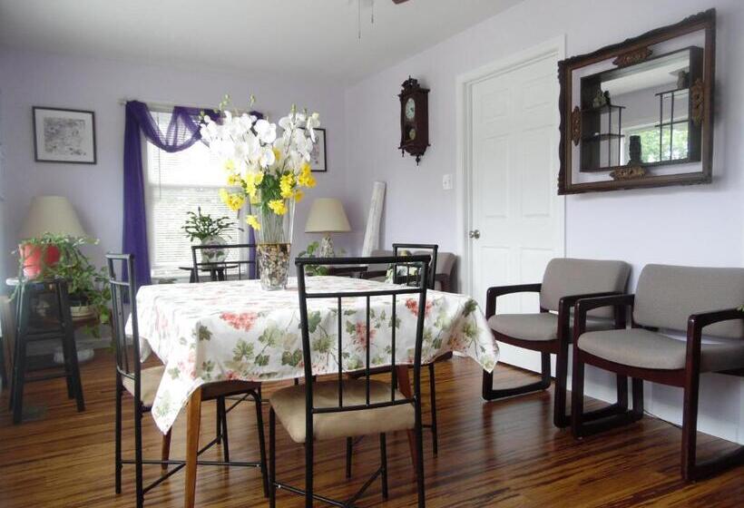 تختخواب و صبحانه Cantuta Inn