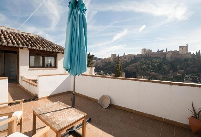 تختخواب و صبحانه Casa Bombo