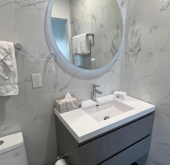 민박 Elaine S Cape May Boutique