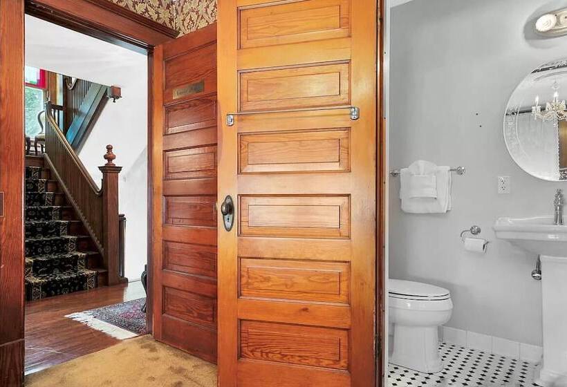 Bed and Breakfast The Ginkgo Tree