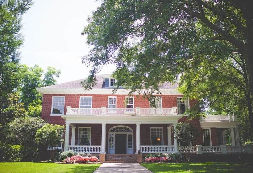 مبيت وإفطار Grace Estate