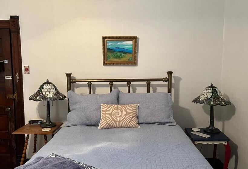 Bed And Breakfast Hearts Desire