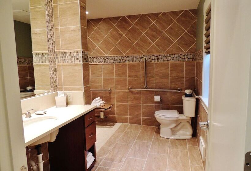 مبيت وإفطار Huff House Inn And Cabins