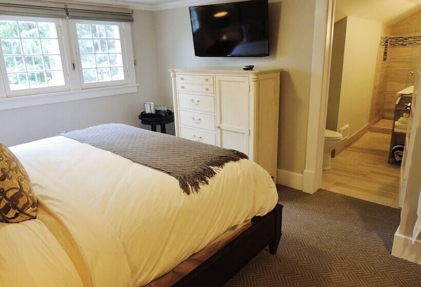 مبيت وإفطار Huff House Inn And Cabins