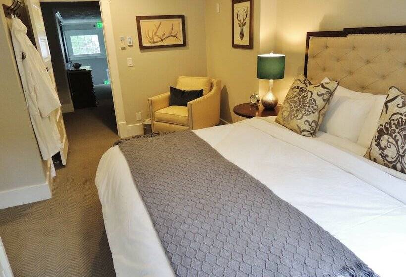 مبيت وإفطار Huff House Inn And Cabins