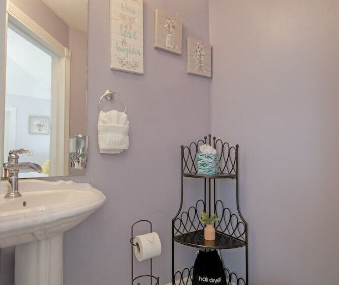 مبيت وإفطار Inn On Charlotte