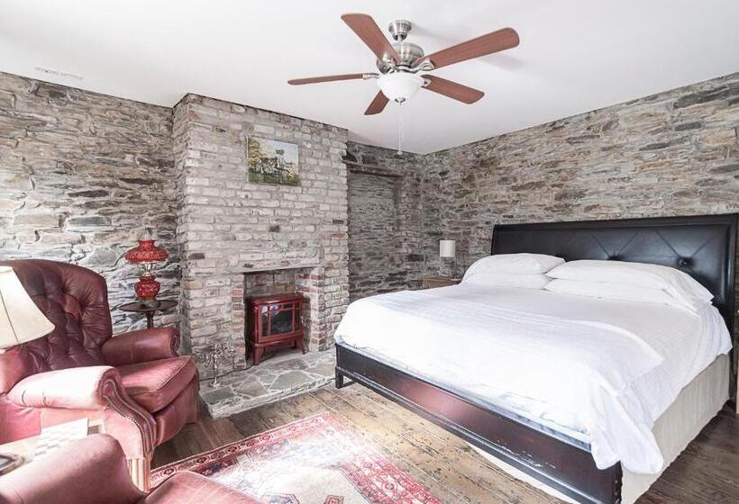 مبيت وإفطار Light Horse Inn