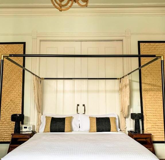 مبيت وإفطار Marreros Guest Mansion   Adult Only