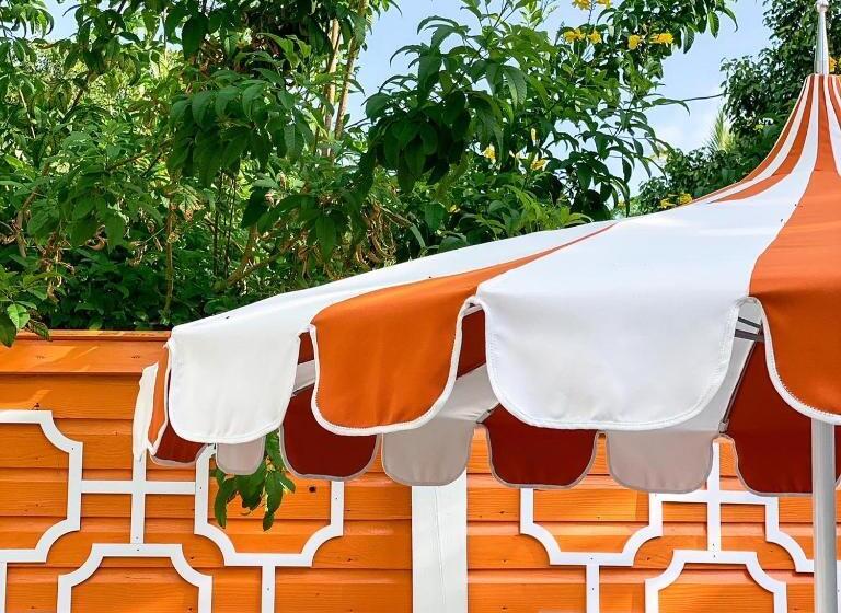 مبيت وإفطار Marreros Guest Mansion   Adult Only