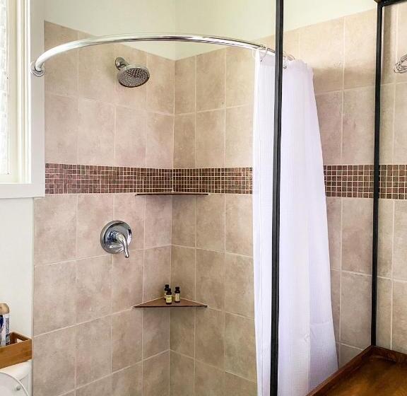 مبيت وإفطار Marreros Guest Mansion   Adult Only