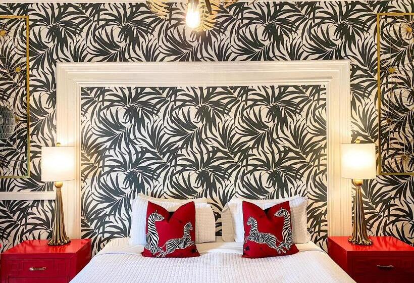 مبيت وإفطار Marreros Guest Mansion   Adult Only