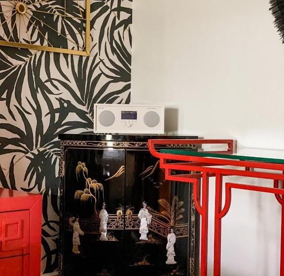 مبيت وإفطار Marreros Guest Mansion   Adult Only