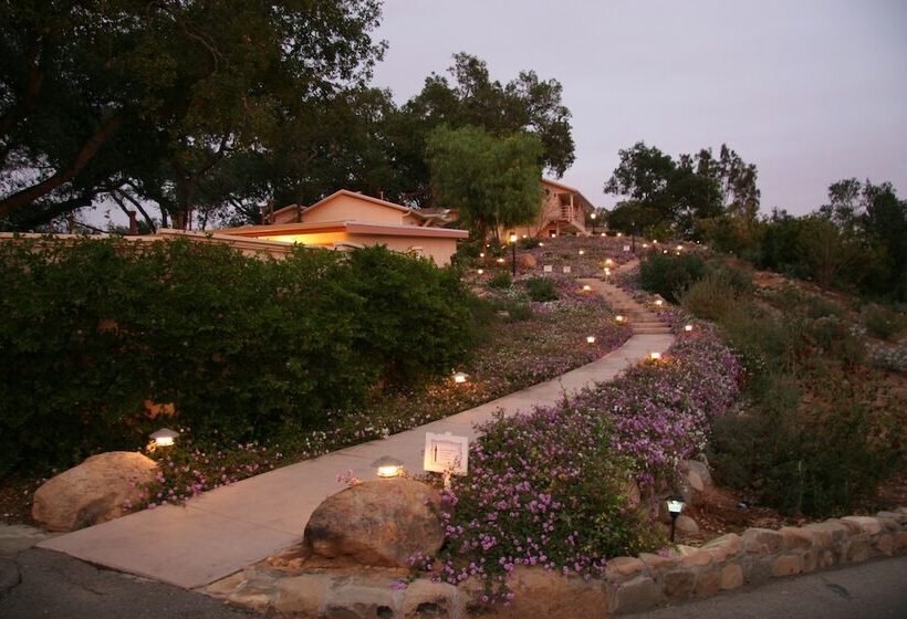 צימר Ojai Retreat & Inn