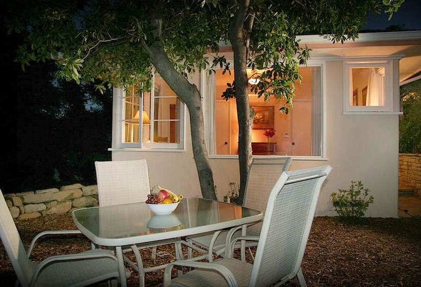 צימר Ojai Retreat & Inn