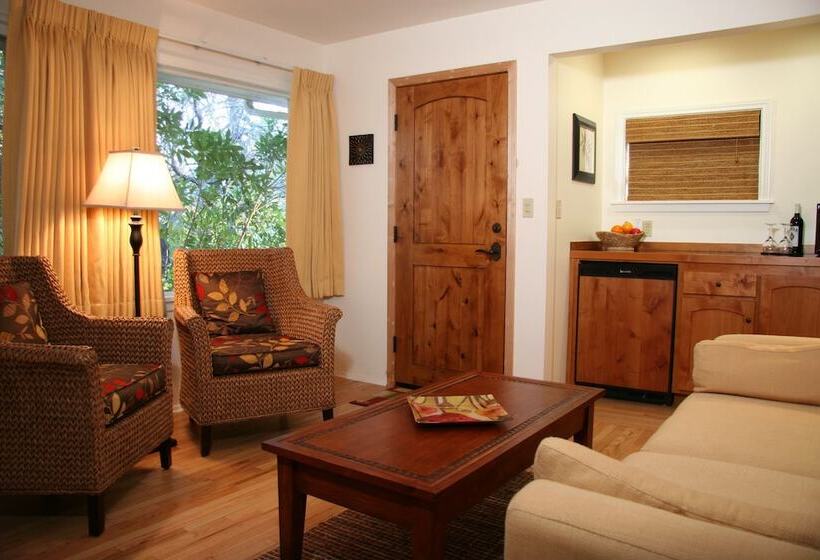 צימר Ojai Retreat & Inn